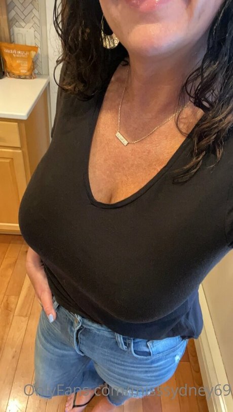 MissSydney69 nude onlyfans leaks