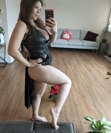 thick latina milf onlyfans sexy nude image