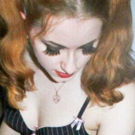 Em Cavell onlyfans leak