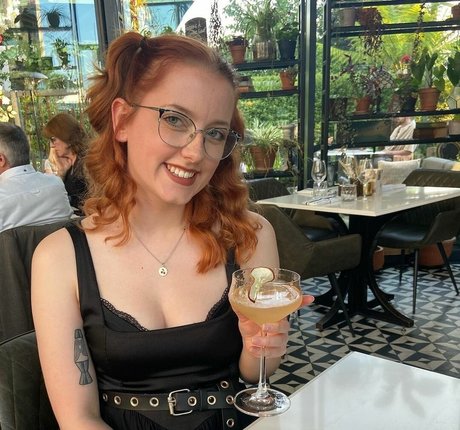 Em Cavell onlyfans sexy