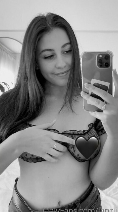 lanzii nude only fans