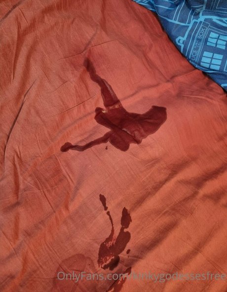 kinkygodessesfree onlyfans naked leak