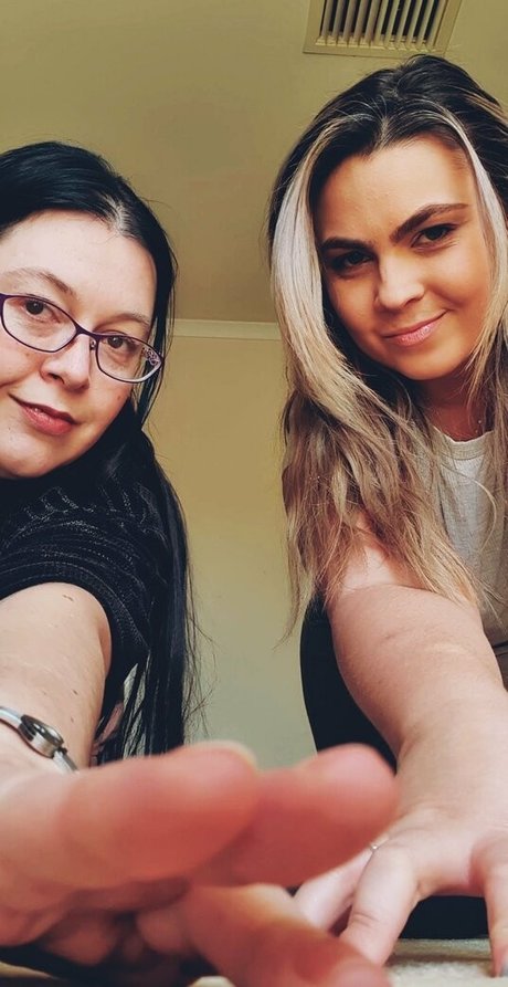 kinkygodessesfree onlyfans content leaked