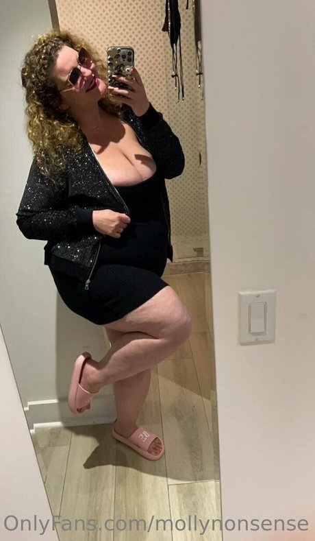 mollynonsense onlyfans ass