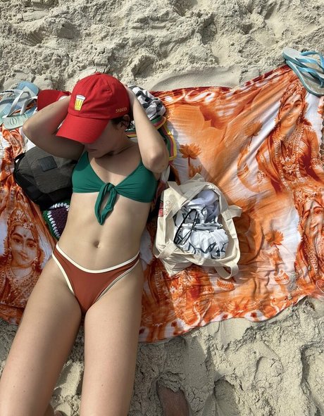 Valentina Bandeira onlyfans lean