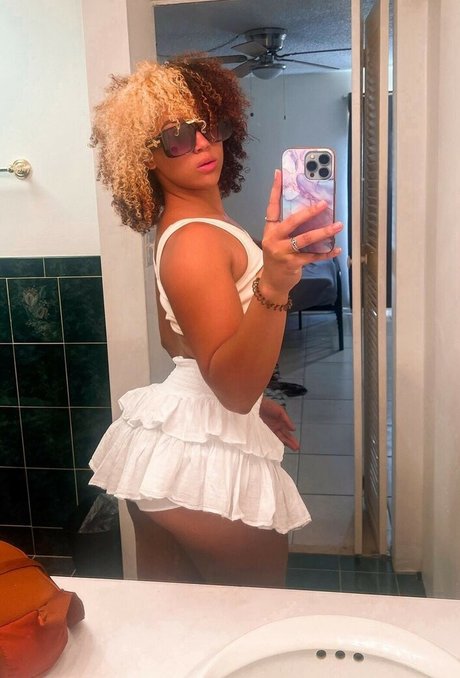 Heaven Collins onlyfans