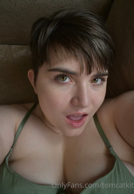 tomcatkit strip onlyfans