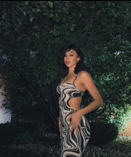 Roseebby 20 onlyfans fotos