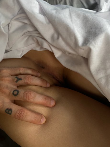 Megakikiboy onlyfans tits