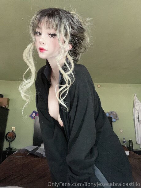 Libnyjesecabralcastillo onlyfans model photos