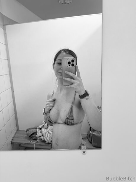 Bubblebitchh onlyfans naked