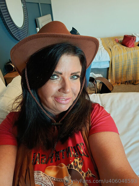 Gilfmandyhayes onlyfans naked pics