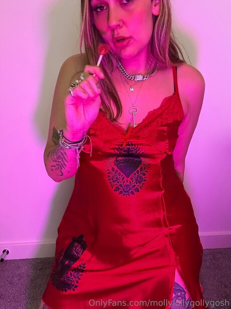 Mollylollygollygosh onlyfans model