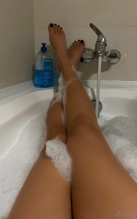 Lovewithanita strip onlyfans