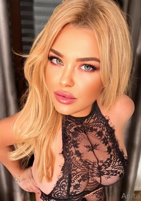 Lovewithanita only fans nude