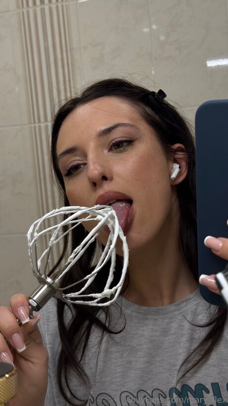 Mary Flex onlyfans naked