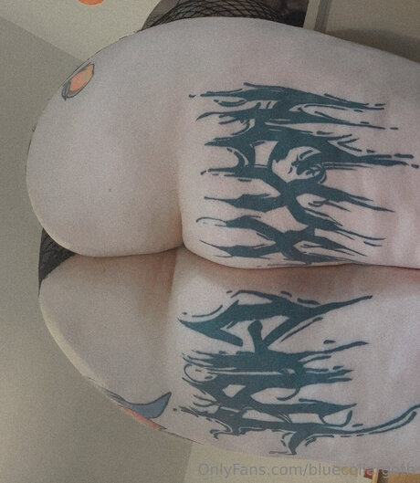 Bluecollargoth only fans pic