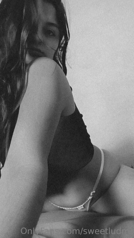 Sweetludmi only fans pictures