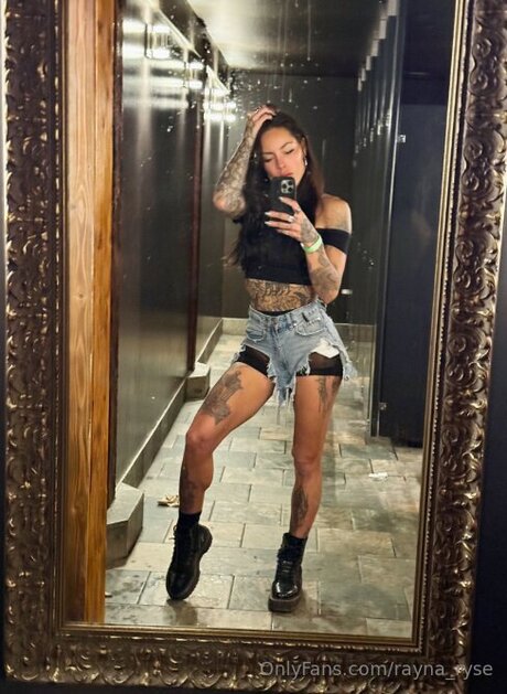 Rayna Ryse is on onlyfans