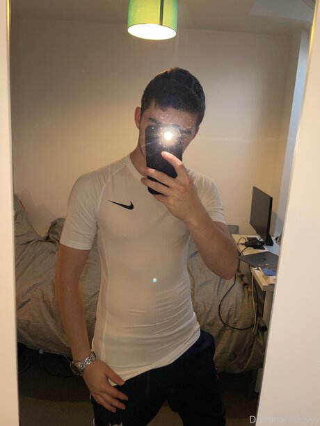 Dominantboyyy nude onlyfans