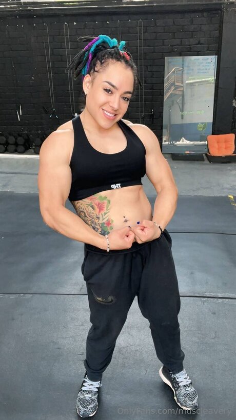 Queenmuscleavery only fans leak