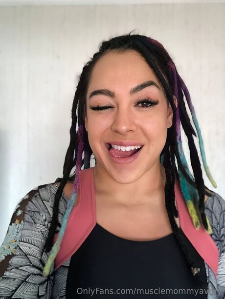 Queenmuscleavery onlyfans model