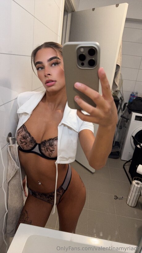 Valentinamyriadd nude on onlyfans