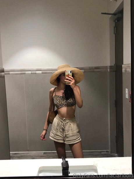 Laclaribold onlyfans free