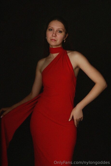 Nylongoddes only fans porn