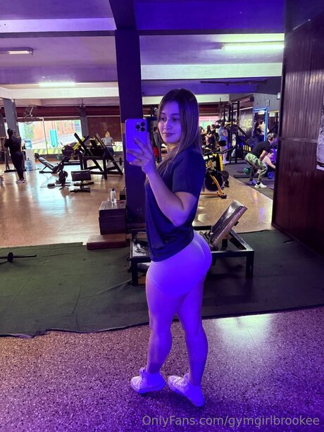 Gymgirlbrookee nude onlyfans leak