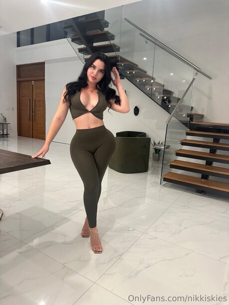 Nikkiskies onlyfans free porn