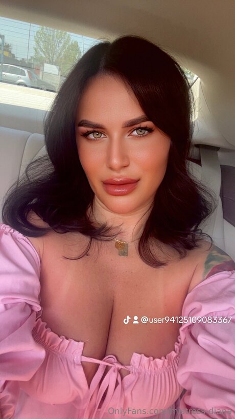 Mistress Diana onlyfans leaj