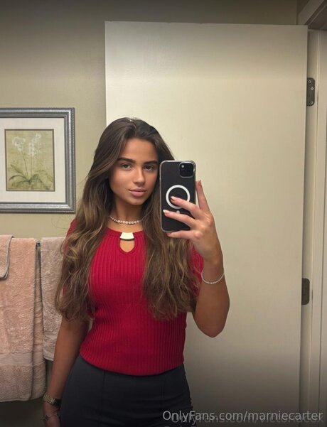 Marniecarter onlyfans content type