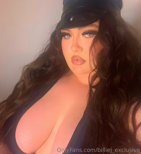 Billiejofficiall onlyfans nude tits