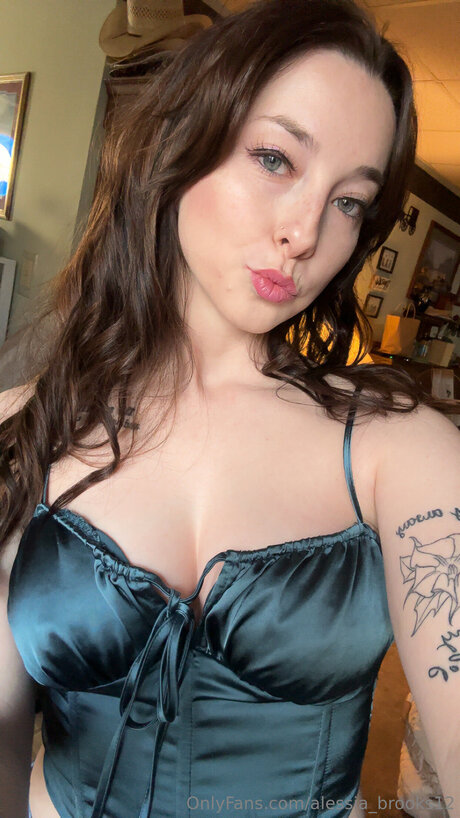 Alessia Brooks12 onlyfans porn