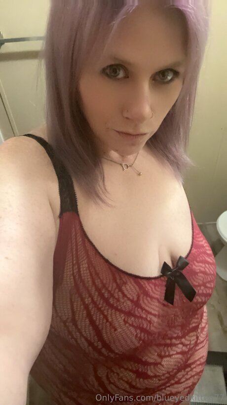 Blueyedkitten77 onlyfans x