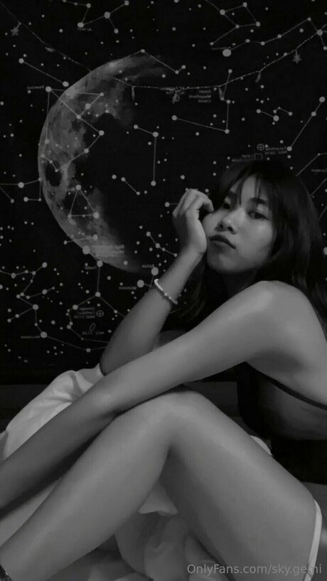 Sky Gemi onlyfans leaked