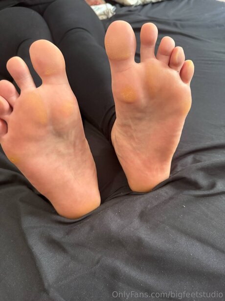 pussy feet onlyfans hot xxx self-portrait