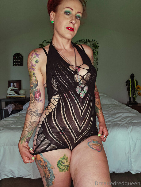 Dreadedredqueen Free onlyfans striptease