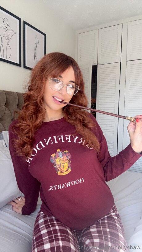 Clarawhitmore onlyfans for free