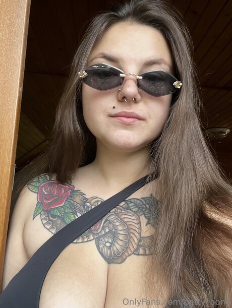 Betty Bong onlyfans content leaked