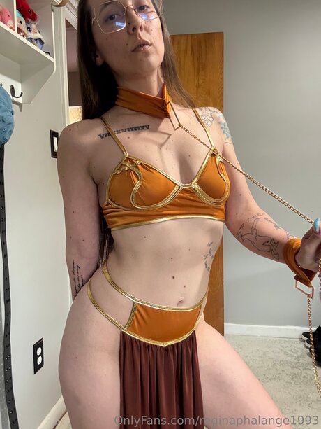 Reginaphalange1993 only fans nude