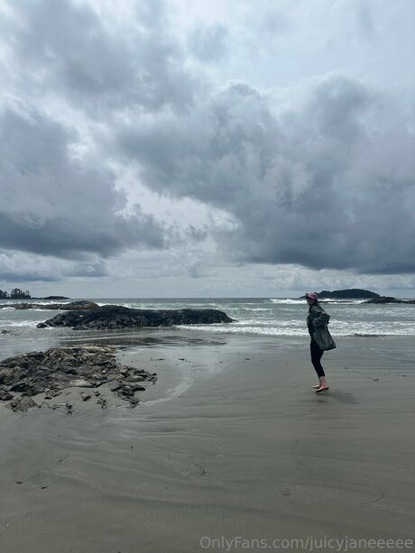 Juicyjaneeeee nude on onlyfans