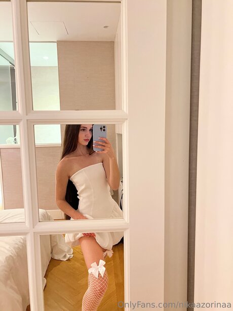 Nikaazorinaa onlyfans leams