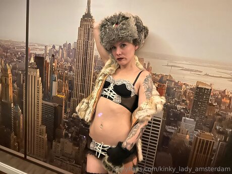 Kinky Lady Amsterdam onlyfans leaked pictures
