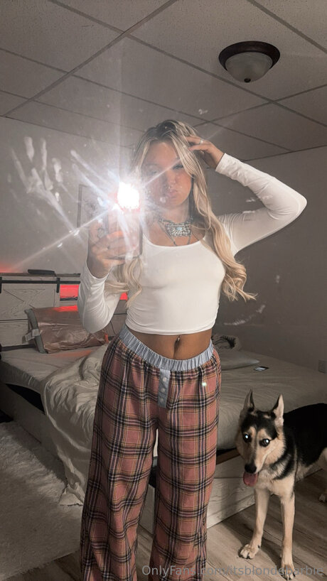 Itsblondebarbie onlyfans fotos