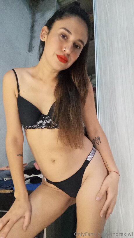 Andrekiwi nude onlyfans pics