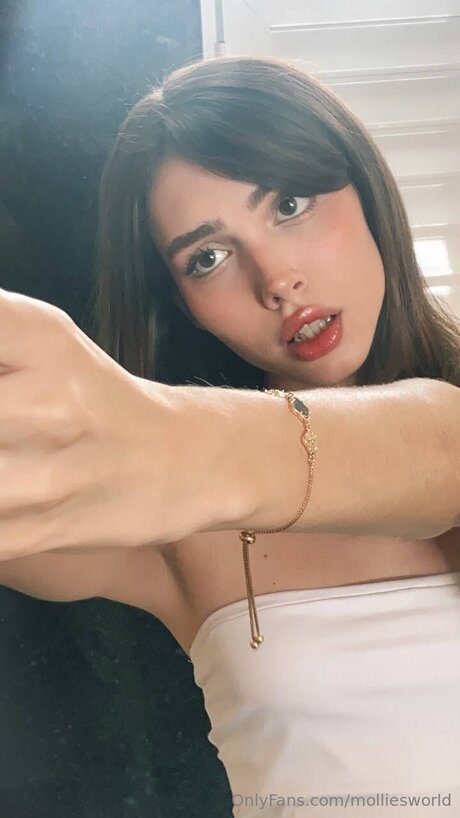 Molliesworld nude onlyfans