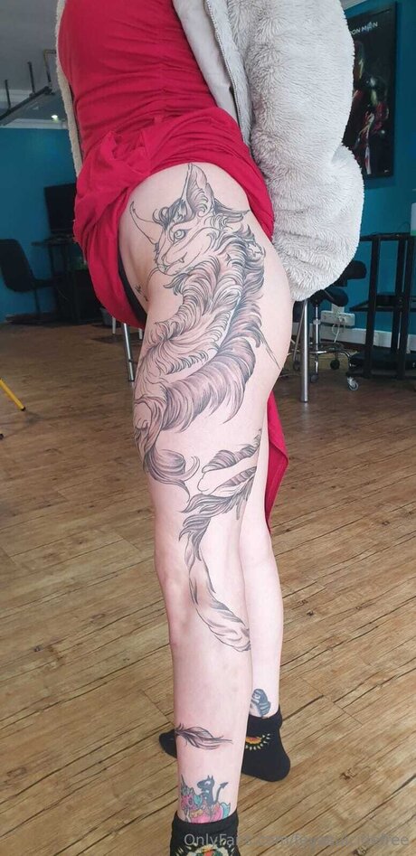 Feyasuicidefree onlyfans nude photos