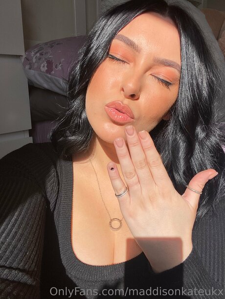 Maddisonkateukx onlyfans nude pictures